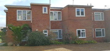 1 bedroom ground floor flat