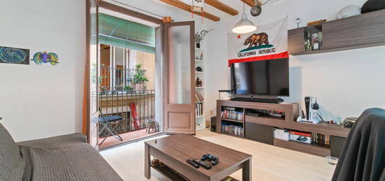 Piso en venta en Carrer de Sant Pere Mitjà, Sant Pere, Sta. Caterina i la Ribera