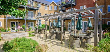 Flat for sale in Hampton Place, Hampton Close, Shirley, Southampton SO15