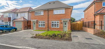 2 bedroom semi-detached house