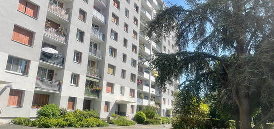 Appartement Ivry Sur Seine 4 pièce(s) 65.02 m2