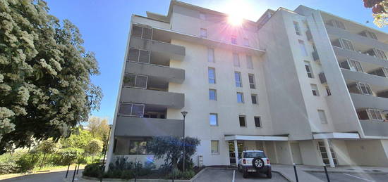 MONTPELLIER NOUVELLE MAIRIE T2 avec grande terrasse