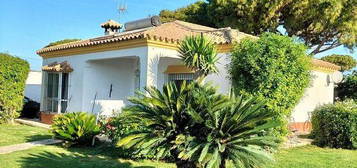 Chalet en Las Lagunas - Campano, Chiclana de la Frontera