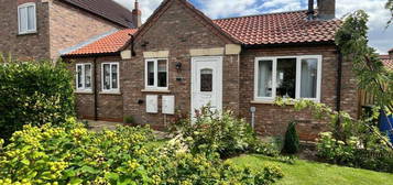 2 bedroom semi-detached bungalow for sale