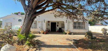 Chalet en Ctra de La Playa - La Coquina, Chiclana de la Frontera