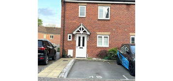 3 bed end terrace house to rent