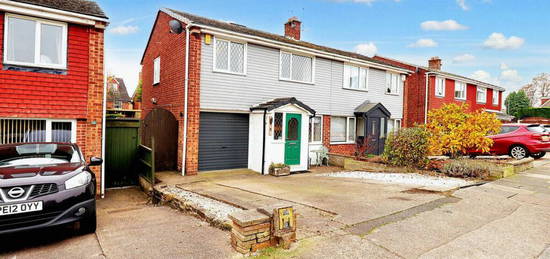 3 bedroom semi-detached house for sale