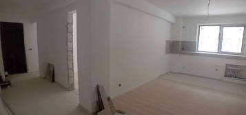 DEZVOLTATOR Apartament cu 3 camere, 55 mp, Miroslava