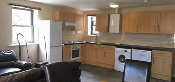 Flat to rent in Hampton Lane, Bristol BS6