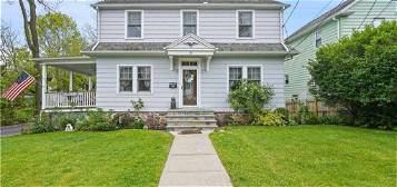 211 Leicester St, Port Chester, NY 10573