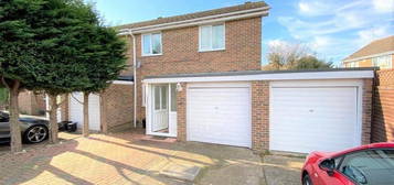 3 bed semi-detached house to rent