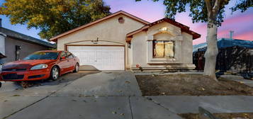 10509 Johncock Ave SW, Albuquerque, NM 87121