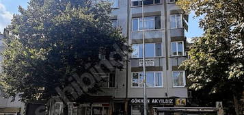 SARIYER MERKEZ DE ÇiFT CEPHELİ 2+1 KİRALIK DAİRE