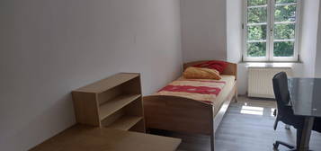 Appartement in fröhlicher Hausgemeinschaft (nur für Studenten)