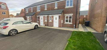 3 bedroom end of terrace house