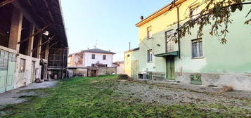 CASA INDIPENDENTE A CAREZZANO