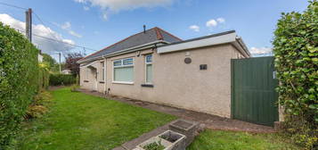 3 bed detached bungalow for sale