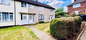 4 bed semi-detached house to rent