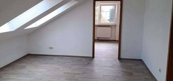 Sanierte 5-Zimmer-Dachgeschosswohnung in Oelsnitz/Vogtland zu vermieten