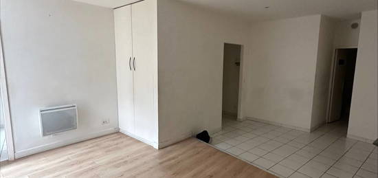 Appartement  à louer, 2 pièces, 1 chambre, 47 m²