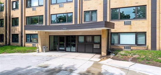 2500 Blaisdell Ave Apt 111, Minneapolis, MN 55404