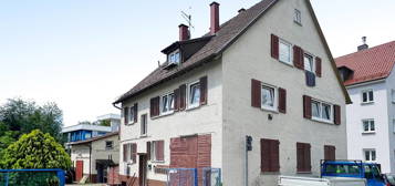 Einzigartige Gelegenheit: Mehrfamilienhaus mit Werkstatt in Vaihingen
