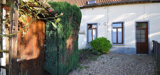 Maison à louer Flixecourt, 3 pièces, jardin garage