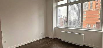 309 Gold St Apt 28G, Brooklyn, NY 11201