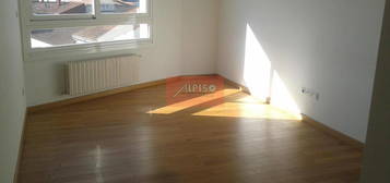 Apartamento de alquiler en Centro