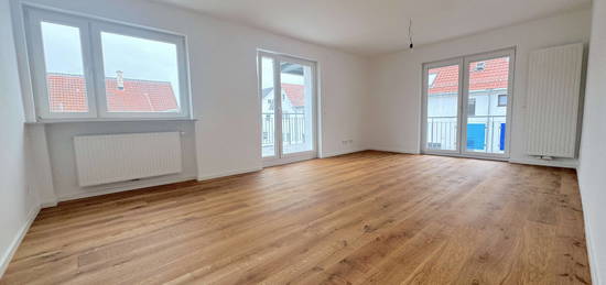 Besichtigung am Dienstag ---Große 3 Zimmer-Wohnung mit 2 Balkone