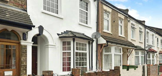 2 bedroom terraced house