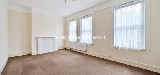 Flat to rent in Kettlebaston Road, London E10