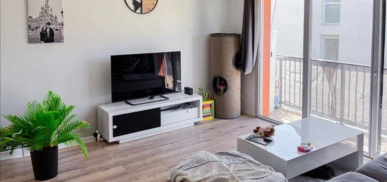 Appartement  à vendre, 3 pièces, 2 chambres, 60 m²