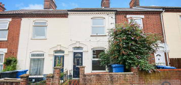 2 bed terraced house for sale