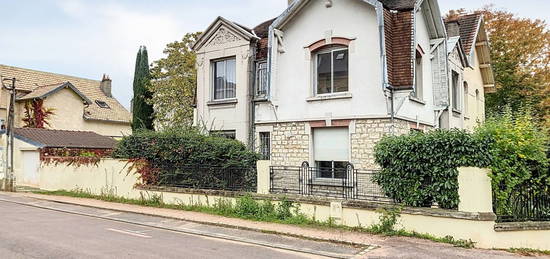 Maison  à vendre, 7 pièces, 5 chambres, 155 m²