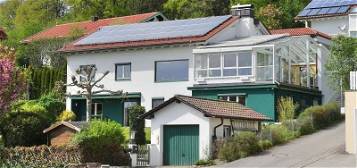 Einfamilienhaus mit Einliegerwohnung in Bad Endorf - ruhige und sonnige Lage -