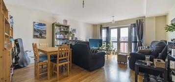 Flat for sale in Montague Street, Bristol, Somerset BS2