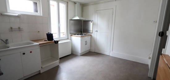 Appartement  à louer, 3 pièces, 2 chambres, 66 m²