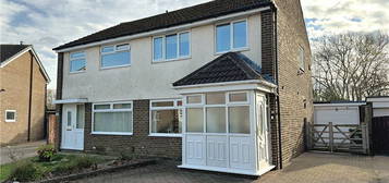 3 bedroom semi-detached house for sale