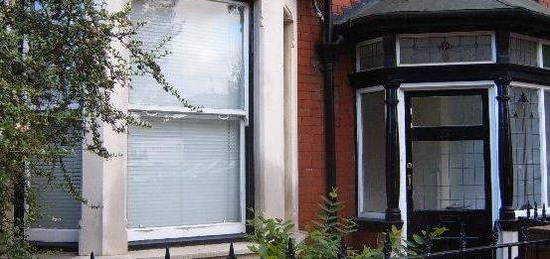 Terraced house to rent in Rosebery Crescent, Jesmond, Jesmond, Tyne And Wear NE2