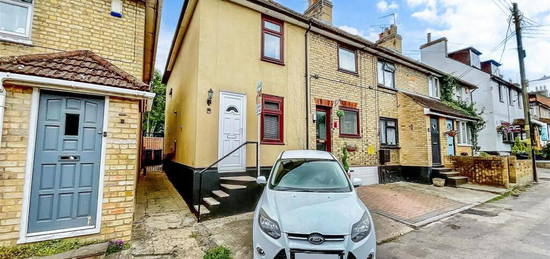 2 bedroom end of terrace house for sale