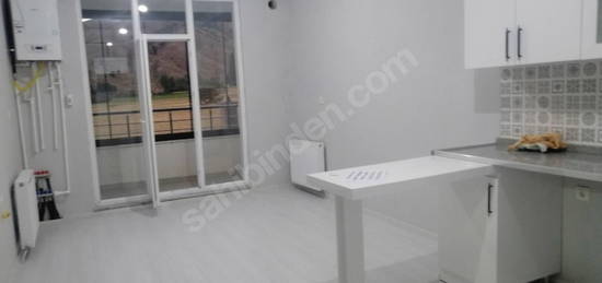 Bitlis merkezde kiralık 1+1 sıfır daire