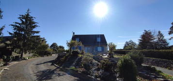 Maison avec piscine et terrain constructible de 4000m2