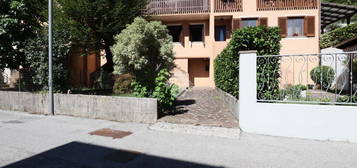 VILLA A SCHIERA A BORDANO