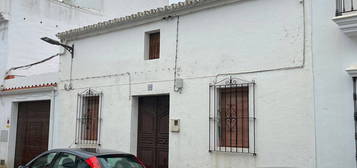 Casa o chalet independiente en venta en calle Angustias, 10