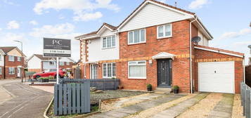 3 bed semi-detached house for sale