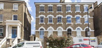 Flat to rent in Highbury Hill, Highbury N5