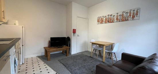 2 bedroom house share