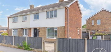 3 bed semi-detached house for sale