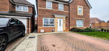 3 bed semi-detached house for sale